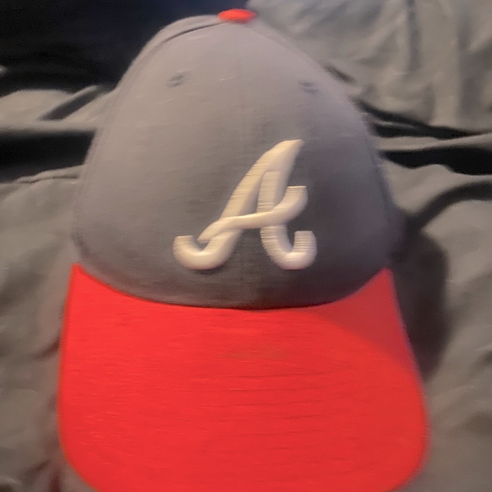 Atlanta braves strap back hat